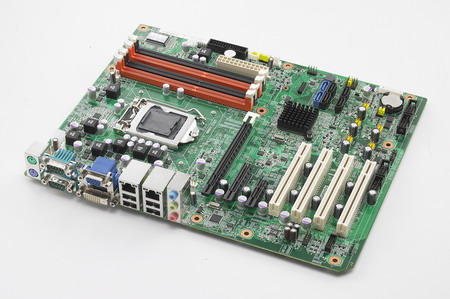 AIMB-781
